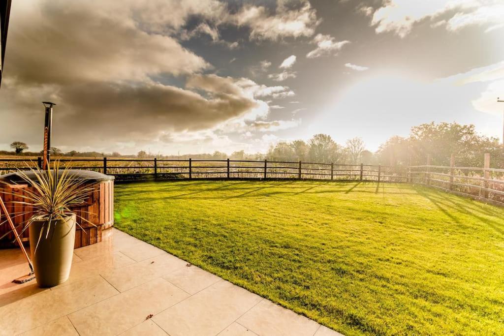 Beautiful Barn Conversion Close To The Broads Dilham Esterno foto